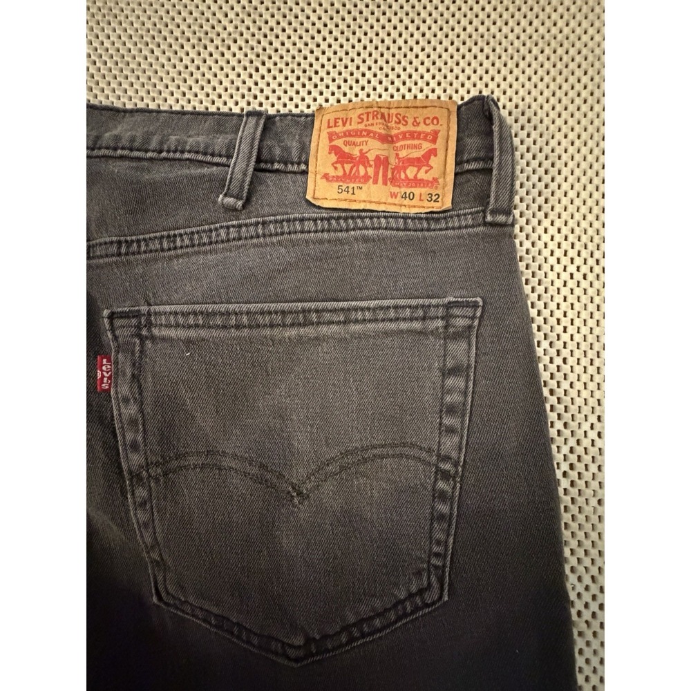 Levis 541 Jeans Men Size 40 Athletic Taper Stretch Straight Leg Black 30" Inseam